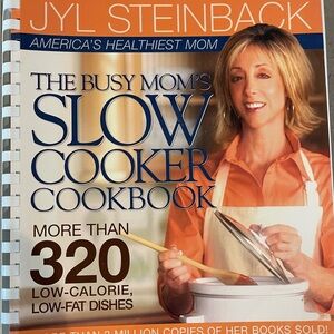 The Busy Mom's Slow Cooker Cookbook by - Orange and Blue Cover